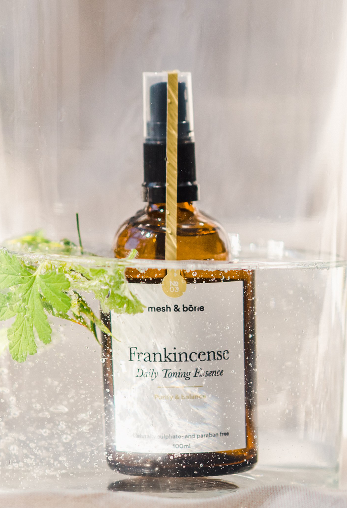 Frankincense Daily Toning Essence - mesh & bōne